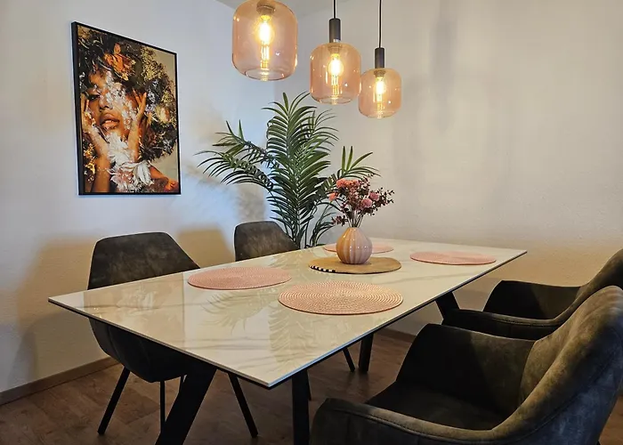 Stylish Old Town With Free Parking And A Balcony Near The Cathedral Augsburg