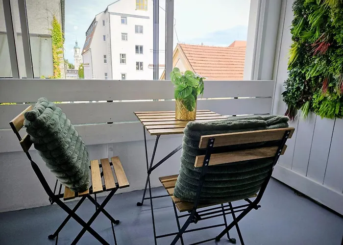 Stylish Old Town With Free Parking And A Balcony Near The Cathedral Appartement *