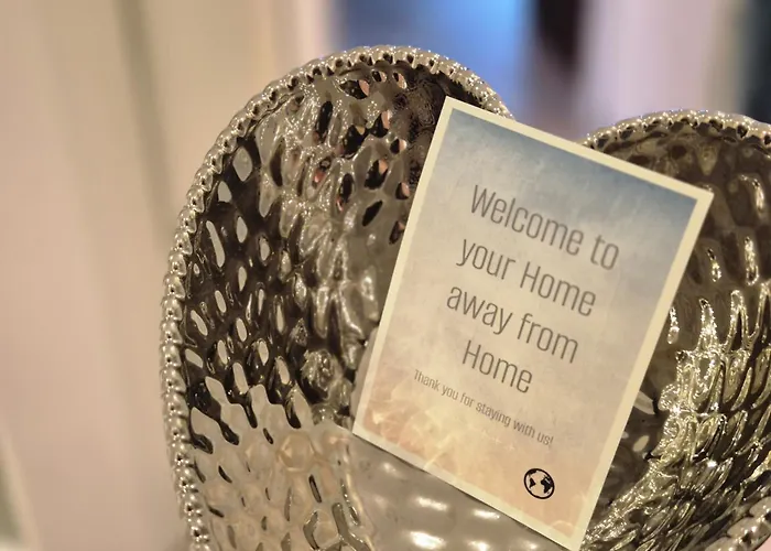 Appartement Stylish Old Town With Free Parking And A Balcony Near The Cathedral