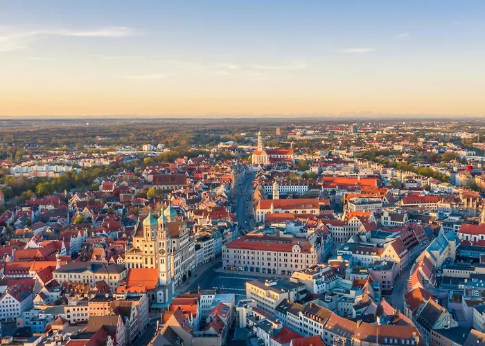 Stylish Old Town With Free Parking And A Balcony Near The Cathedral